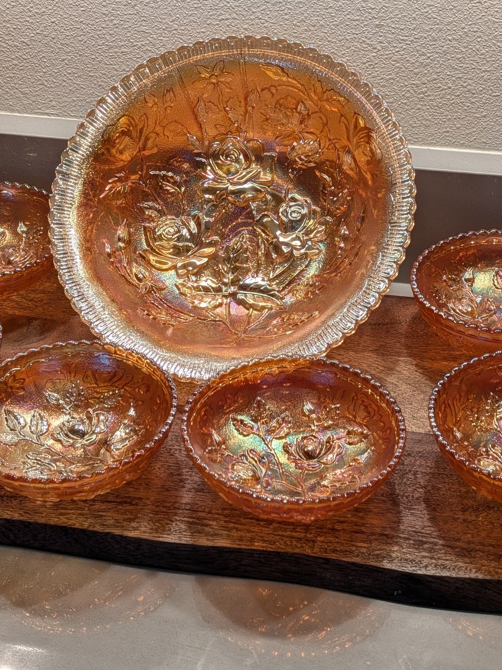 Rare Imperial Merigold Carnival Glass Rose Pattern Serving Bowl Set With 6 Bowls